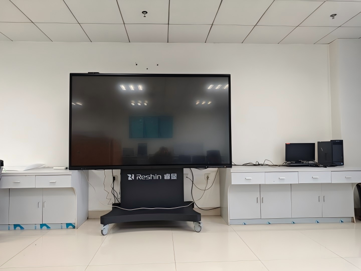 会诊大屏显示器