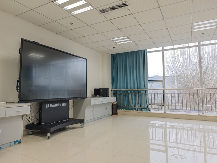 会诊显示器